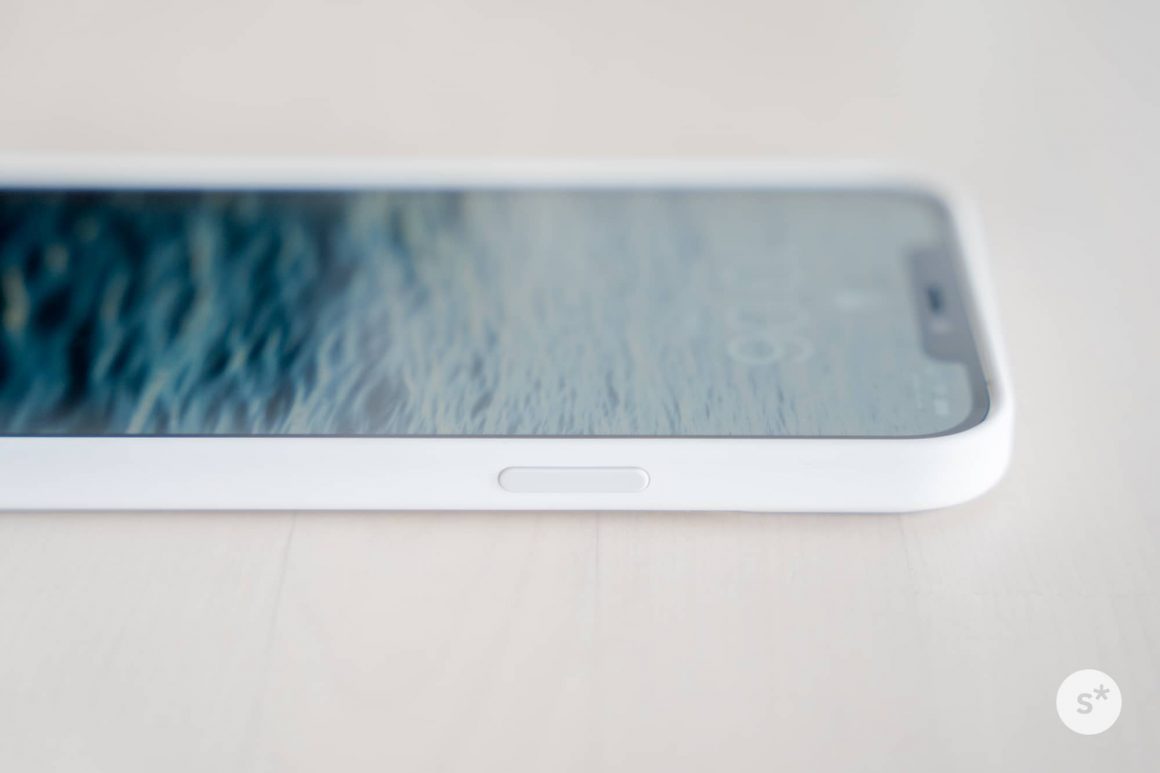 やっぱり純正は高品質。MagSafe対応iPhone 12 Pro Maxシリコーン